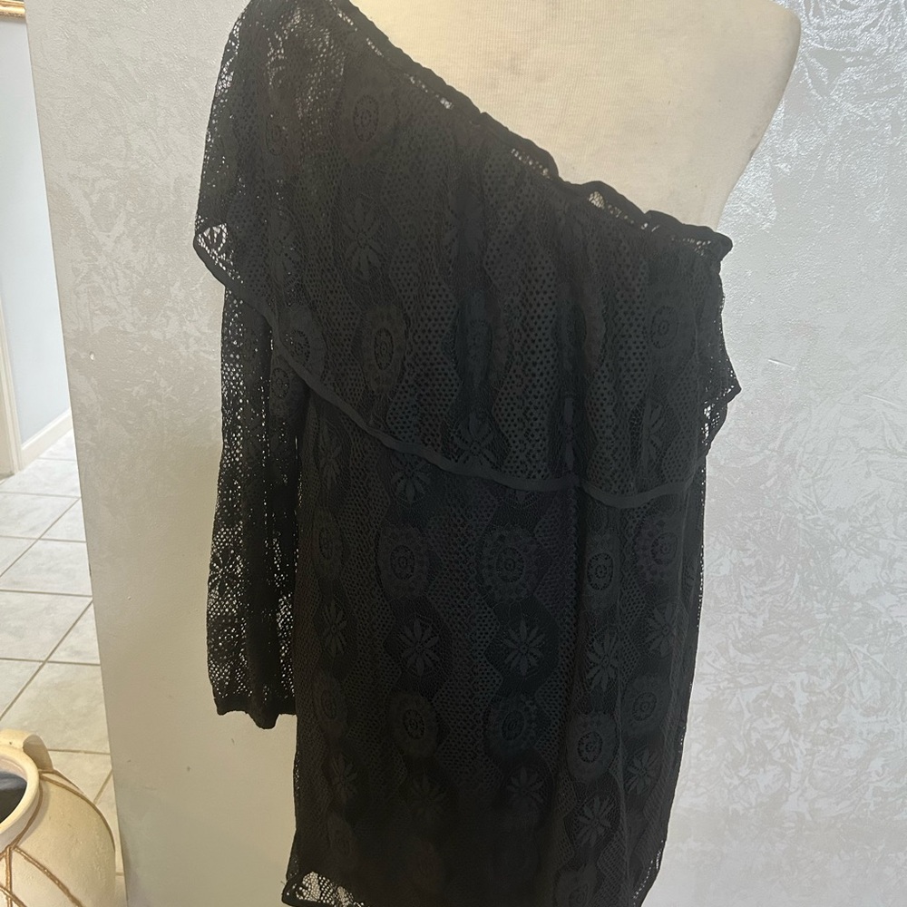Entro Black One Shoulder Dress